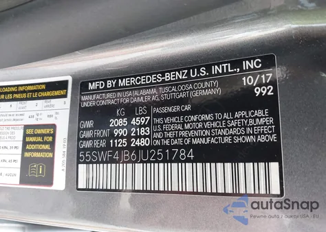 2018 Mercedes-Benz C 300 z USA, uszkodzony, nr VIN 55SWF4JB6JU251784